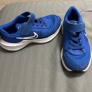 Boys Nikes
